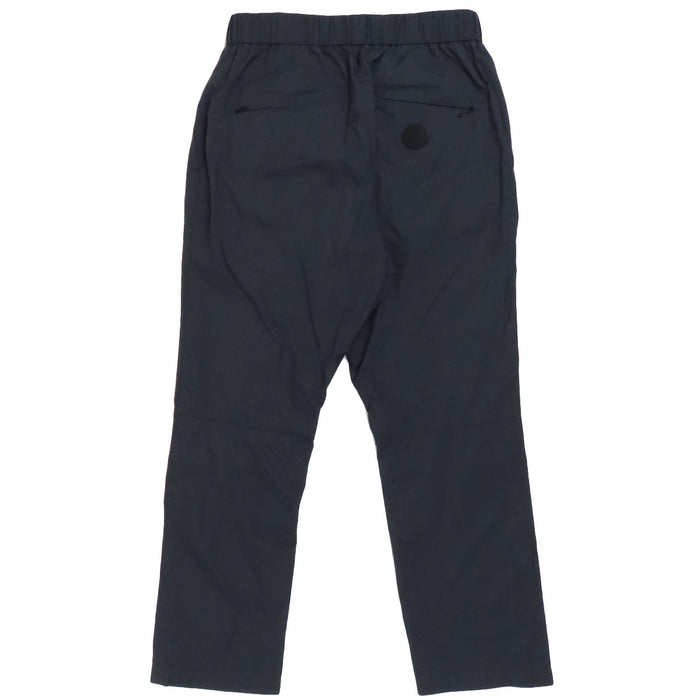 MONCLER 
Pantalone sportivo in nylon 
Pantalone da tuta sportivo