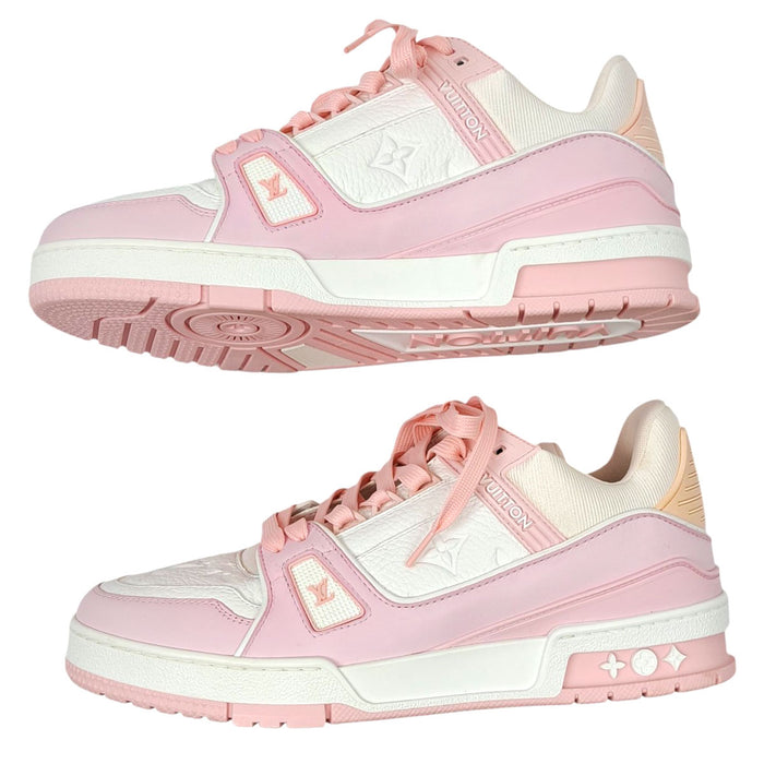 LOUIS VUITTON  
Logo Leather 2022 Model Lace-Up  
LV Trainer Sneakers  
Monogram