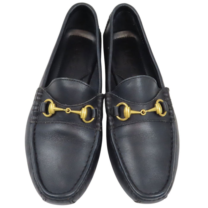 GUCCI
Chaussures de conduite en cuir avec ferrures dorées et mors de cheval