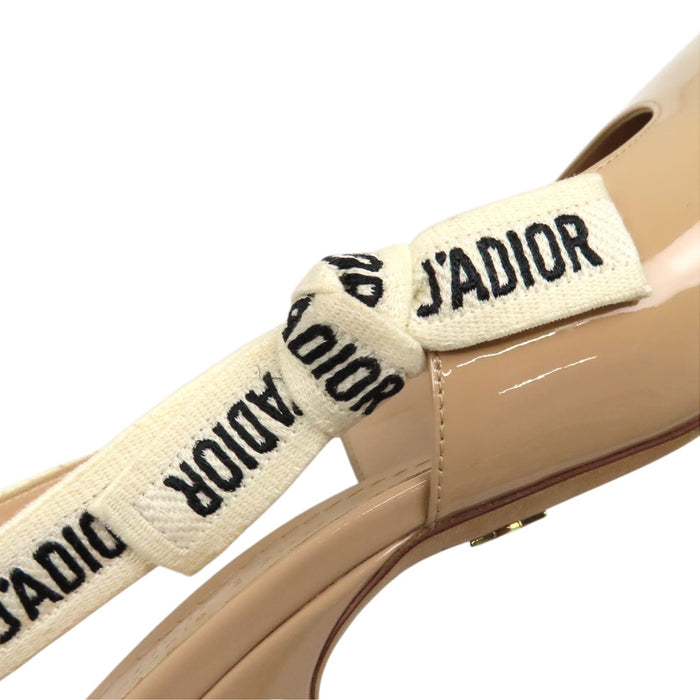 Dior  
漆皮標誌蝴蝶結星星  
J'Adior 後帶高跟鞋
