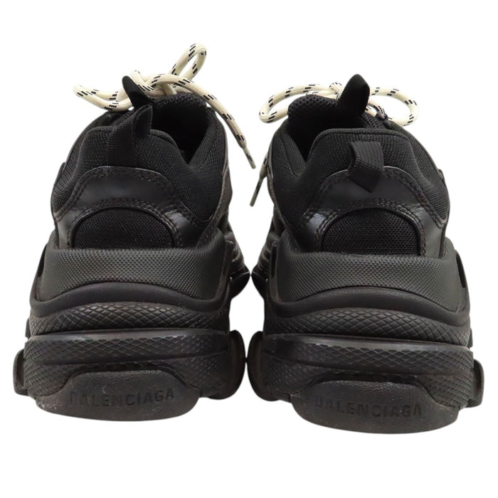 BALENCIAGA  
Triple S 刺繡 刺繡鞋帶 標誌  
Triple S 老爹運動鞋