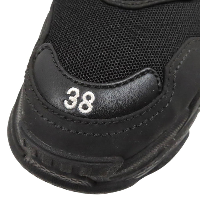 BALENCIAGA  
Triple S 刺繡 刺繡鞋帶 標誌  
Triple S 老爹運動鞋