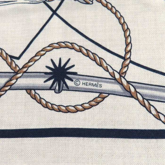 HERMES
Carré 140 Cashmere Seta Daisuke Nomura
Carré Jean CHORUS STELLARUM Coro Stellarum