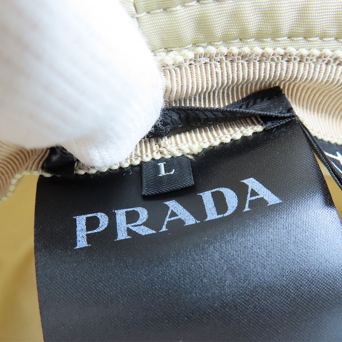 PRADA 
リナイロン 三角プレート 
Re-Nylon トライアングルロゴ バケットハット