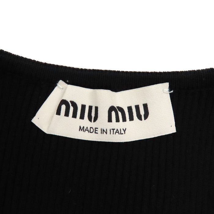 MIUMIU  
2022  
Robe sans manches à logo côtelé