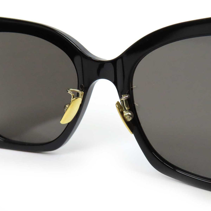 YVES SAINT LAURENT 
アイウェア ワイドテンプル ゴールドカラーメタル 
F BLAZE YSL ロゴ テンプル サングラス