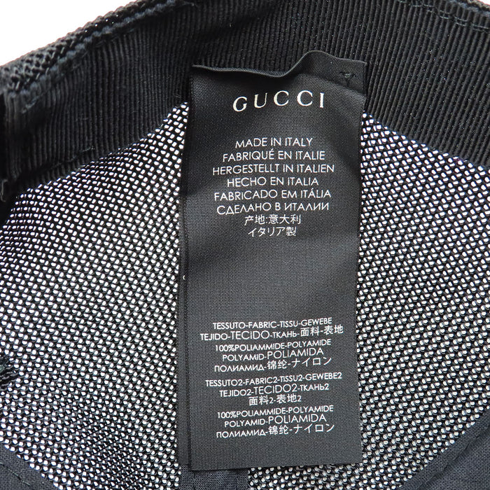GUCCI
Casquette en nylon mesh avec logo GG
