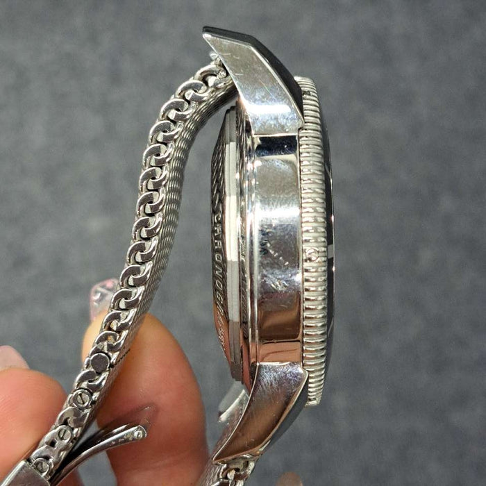 【WHOLESALES】
BREITLING 
A13320 
ギャランティ(日付、ショップ印のみ)　クロノメーター証　純正ラバーベルト×1(使用感中)　純正Dバックル×1