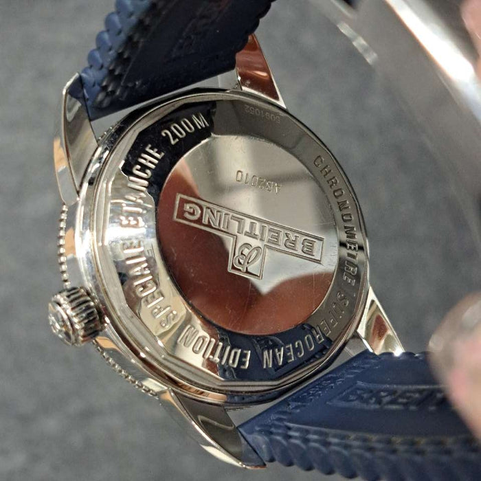 【WHOLESALES】
BREITLING 
AB2010 
スーパーオーシャン 
箱　保　純正レザーベルト×1　純正尾錠×1