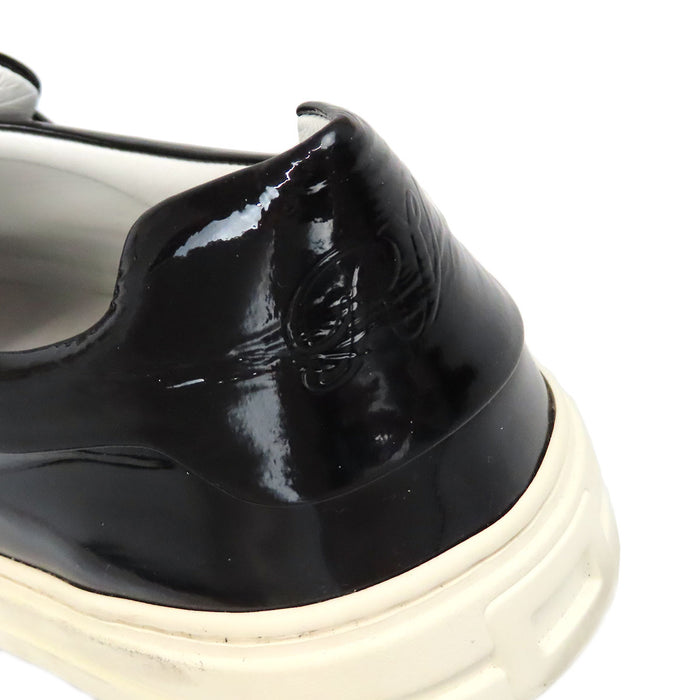 ROGER VIVIER 
Bijou Patent Leather Slip-Ons