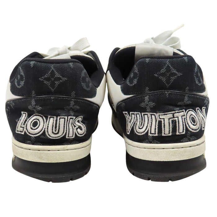 LOUIS VUITTON  
標誌綁帶  
LV 訓練鞋運動鞋  
經典花紋