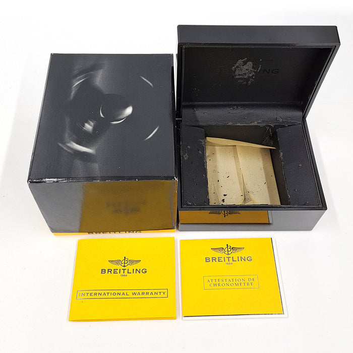 BREITLING  
Chronomat Evolution 白色珍珠母錶盤  
附盒及保卡