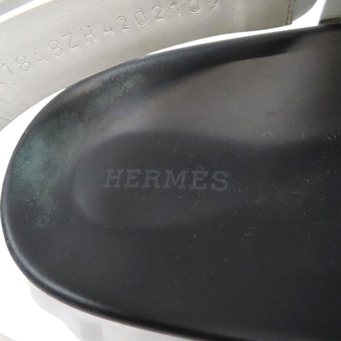 HERMES  
Sandales électriques en cuir avec logo H