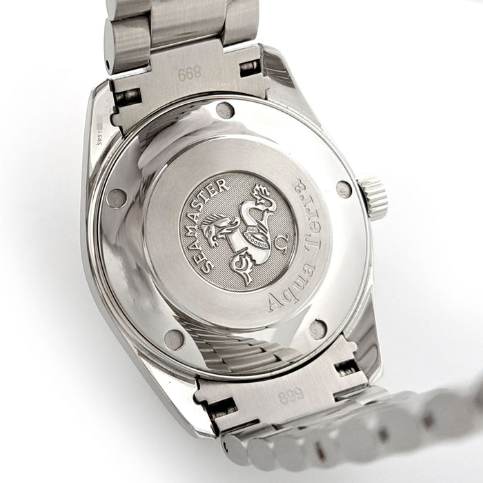 OMEGA 
Seamaster Aqua Terra
