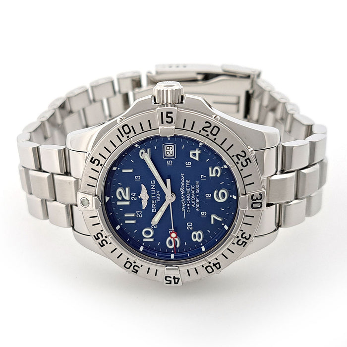 BREITLING 
Superocean Révisée 
Avec boîte