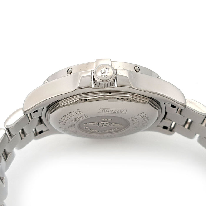 BREITLING 
Superocean Révisée 
Avec boîte