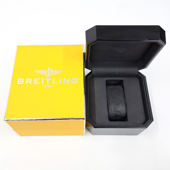 BREITLING 
Superocean Révisée 
Avec boîte