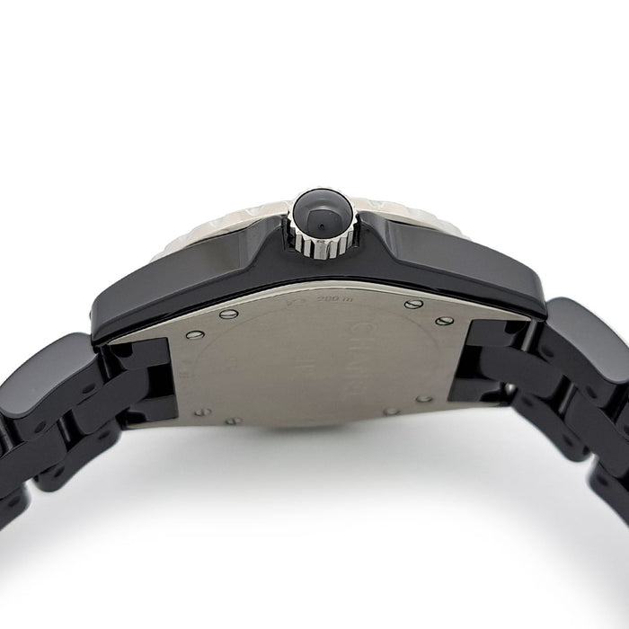 CHANEL 
J12 38mm オートマティック Overhauled