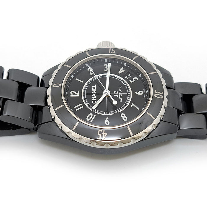 CHANEL 
J12 38mm オートマティック Overhauled