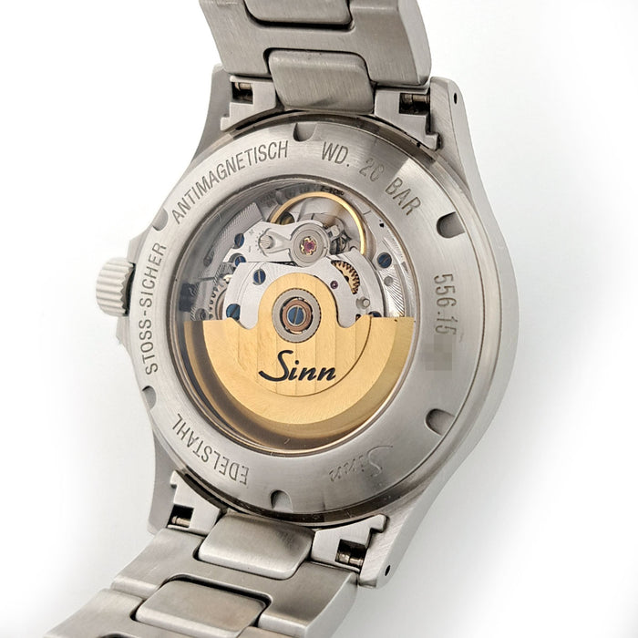 Sinn 
556 
箱ギャラ付