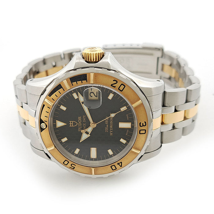 TUDOR 
プリンスデイト ハイドロノート カーボンダイヤル