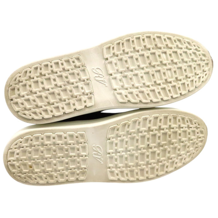 ROGER VIVIER  
Sneaker basse in raso con fibbia strass e bijoux