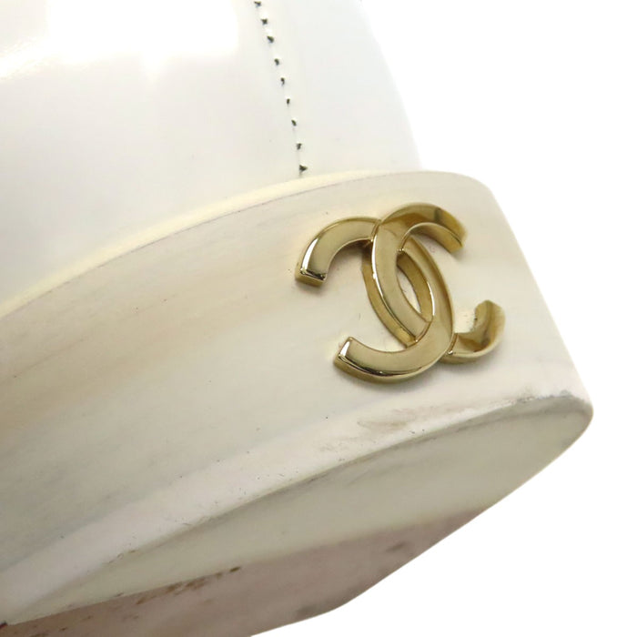 CHANEL  
COCO CC Logo Chain Leather Gold-Colored Metal  
Coco Mark Loafers