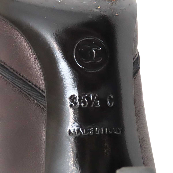 CHANEL 
COCO CC ロゴ レザー 
ココマーク リボン パンプス