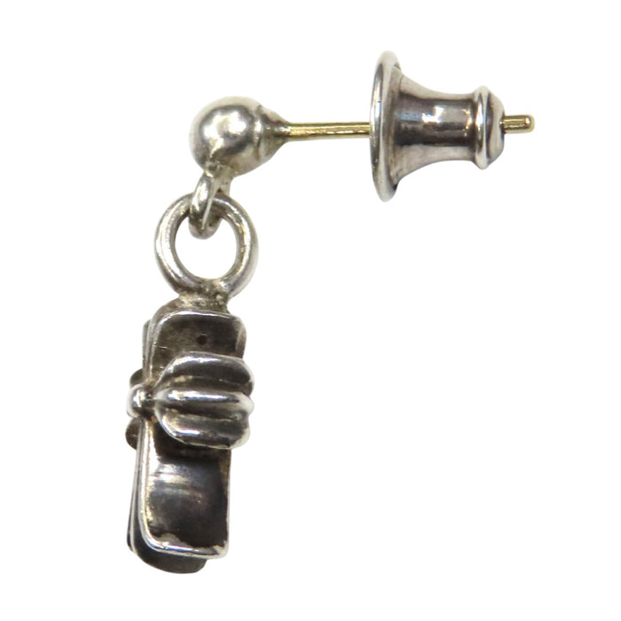 CHROME HEARTS  
RP STCK CH CRS 銀色  
堆疊 CH 十字架 垂墜耳環