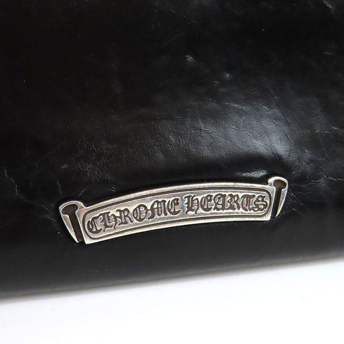 CHROME HEARTS  
Dagger Zip CH Plus Argento Pelle  
REC F ZIP Zero Pyramid Borchie Portafoglio con Zip Rotonda