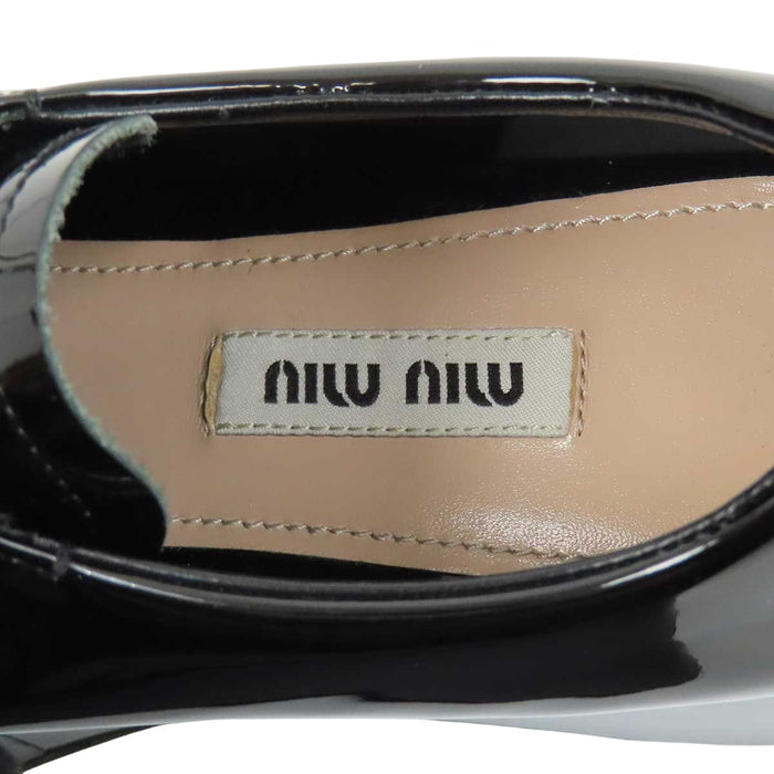 MIUMIU 
厚底 
レースアップ パテント レザー シューズ