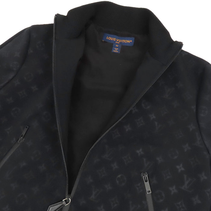 LOUIS VUITTON 
LV High-Neck Ribbed 
Embossed Monogram Zip-Up Jacket