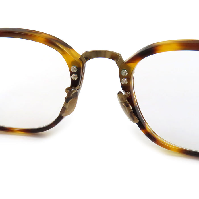 OLIVER PEOPLES 
OLIVER PEOPLES チェスマン 度入り べっ甲柄 
Chessman アイウェア