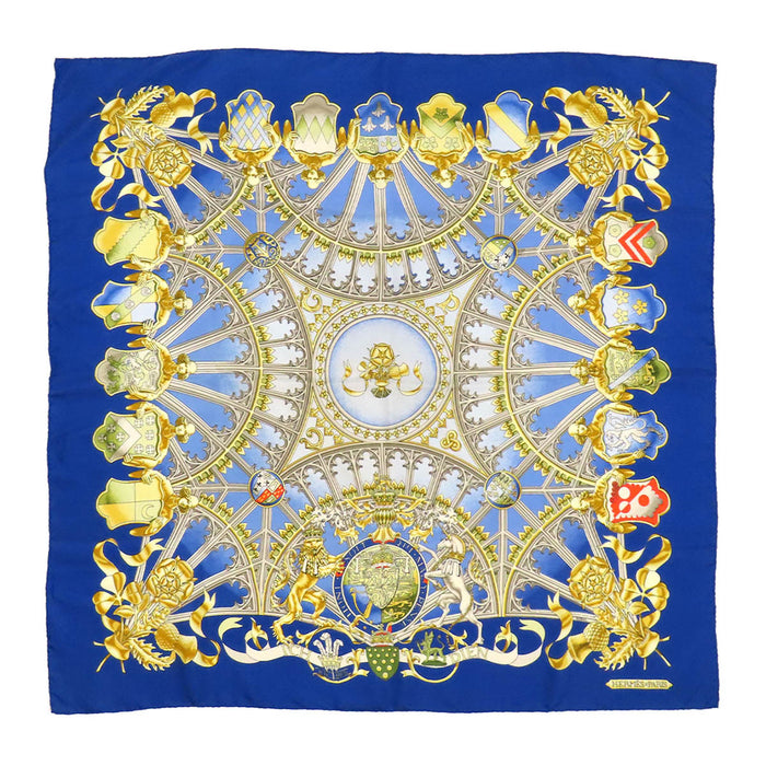 HERMES 
Foulard carré 90 en soie 
ICH DIEN Honi soit qui mal y pense (Malheur à celui qui pense du mal)