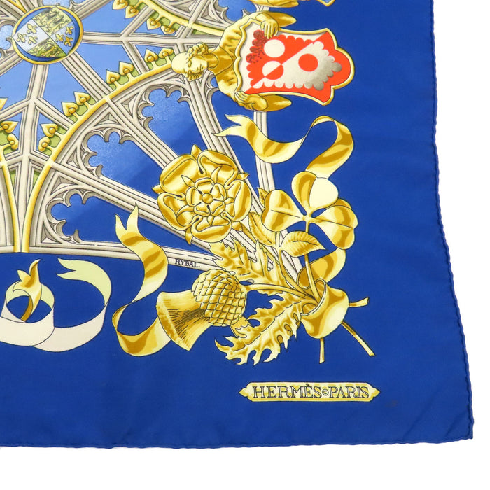 HERMES 
Foulard carré 90 en soie 
ICH DIEN Honi soit qui mal y pense (Malheur à celui qui pense du mal)