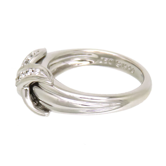 TIFFANY&Co. 
Anello con diamante Signature