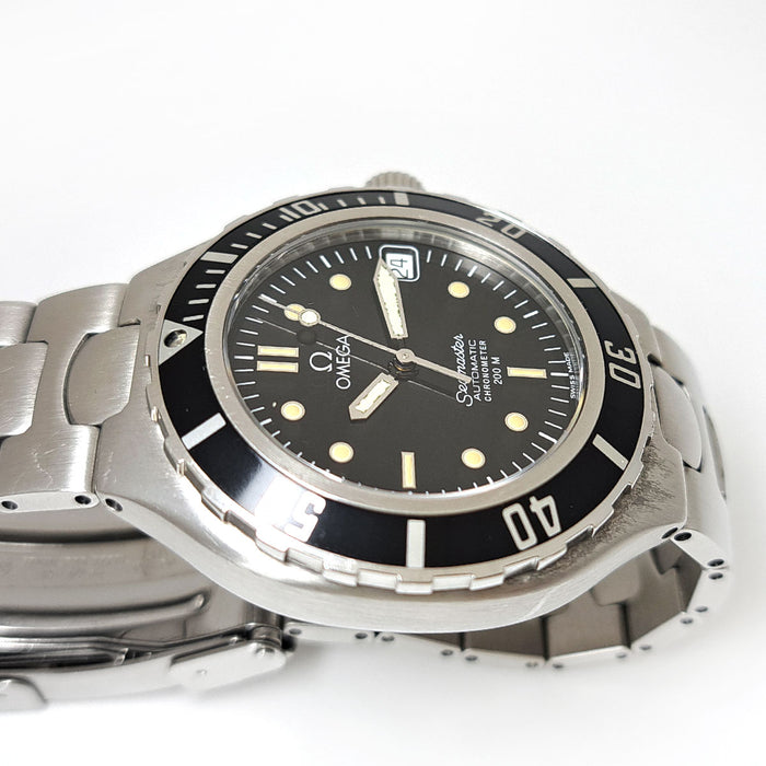 OMEGA Seamaster 200M Pre-Bond