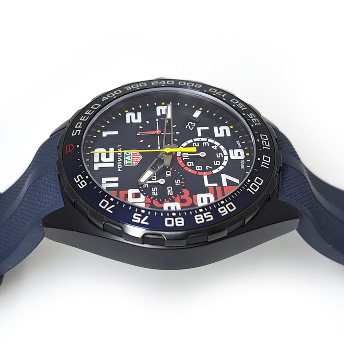TAG HEUER
Formula 1 计时码表 × Oracle Red Bull Racing 世界限量3000枚
附带盒子和保修卡