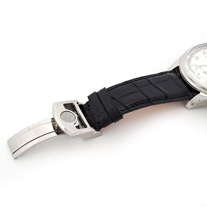 IWC  
Portugaise Chronographe Classique  
Avec boîte