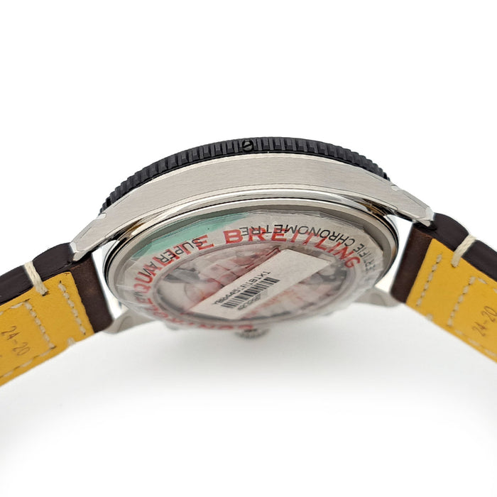 BREITLING  
超级航空 B04 计时码表 蚊式  
附带盒子和保卡