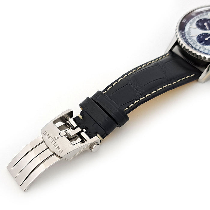 BREITLING  
Navitimer B01 Chronographe Bleu Glacé  
Avec boîte et garantie