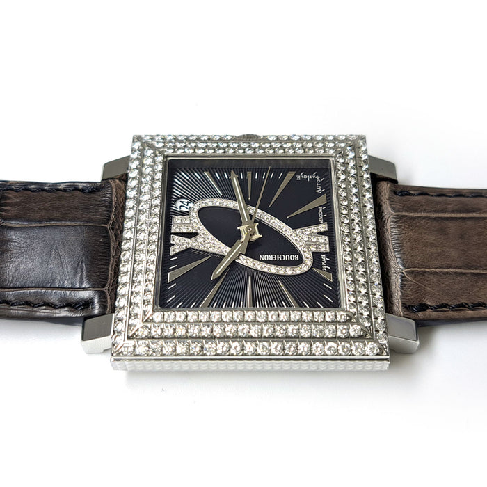 Boucheron  
Carré Bézel Diamant Automatique  
Avec boîte et certificat