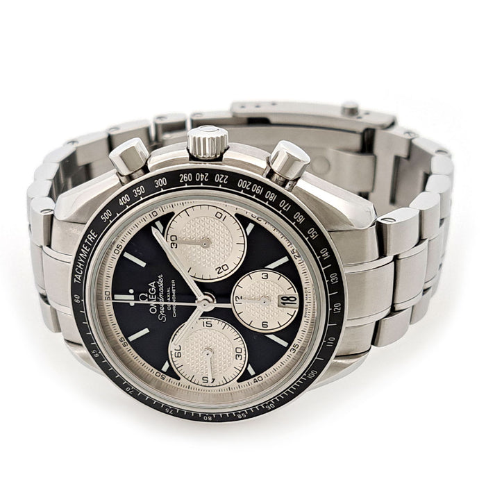 OMEGA  
Speedmaster Date  
Con scatola e garanzia