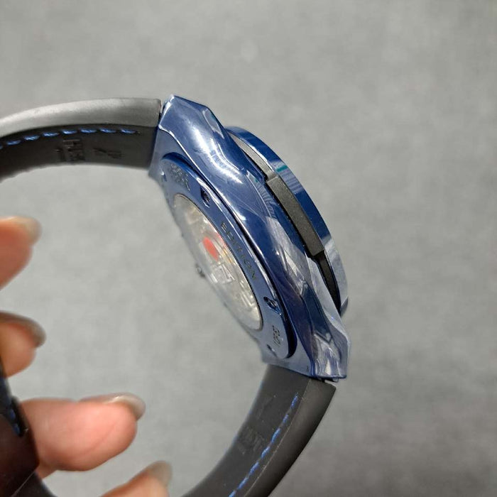 【INGROSSO】  
HUBLOT  
525.EX.0170.LR.IBZ17  
Aerofusion  
Scatola Garanzia