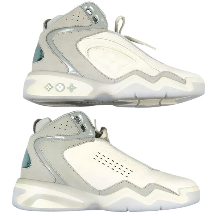 LOUIS VUITTON 
ロゴ TRAINER 2 LINE レースアップ パンチング 23年 
LV トレイナー 2 ライン スニーカー