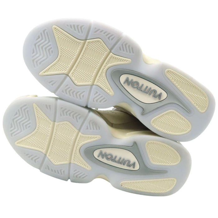 LOUIS VUITTON 
ロゴ TRAINER 2 LINE レースアップ パンチング 23年 
LV トレイナー 2 ライン スニーカー