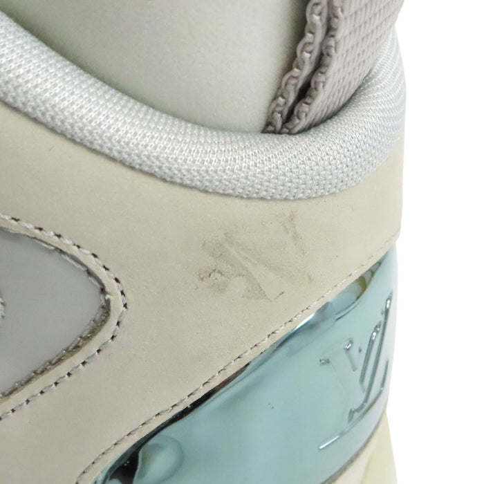 LOUIS VUITTON 
ロゴ TRAINER 2 LINE レースアップ パンチング 23年 
LV トレイナー 2 ライン スニーカー