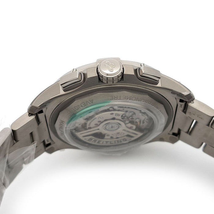 BREITLING 
スーパーアベンジャー B01 
箱ギャラ付