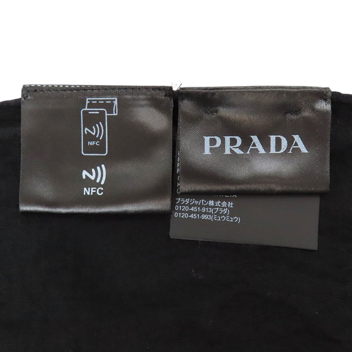 PRADA  
提花羊毛 2024年 夏季针织衫  
标志高针密度短袖针织衫