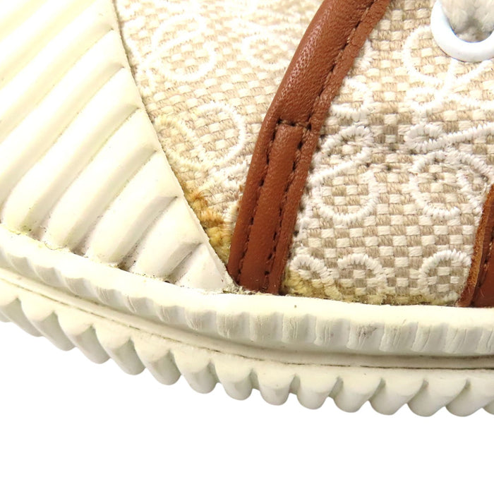 LOEWE 
Baskets montantes à lacets en toile à motif intégral avec patch logo en cuir 
Monogramme